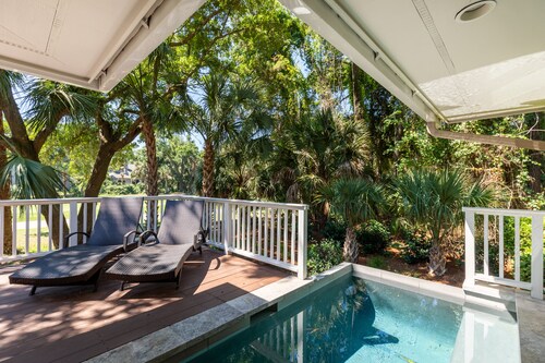Perfectly situated in the heart of Kiawah
