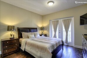 4 Schlafzimmer, Bügeleisen/Bügelbrett, kostenloses WLAN, Bettwäsche