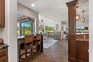 Interior - Gorgeous Home With Pool & Golf Views Hilton Head (Hilton Head Island)