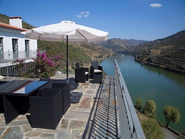 Terrace/patio - Quinta Da Marka. (Covas do Douro)