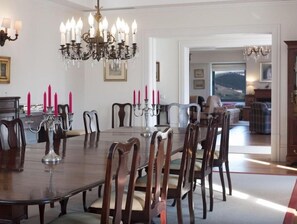 Dining - Quinta Da Marka. (Covas do Douro)