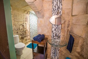 Appartement, 1 slaapkamer | Badkamer | Handdoeken