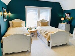 5 bedrooms, iron/ironing board, travel cot, free WiFi