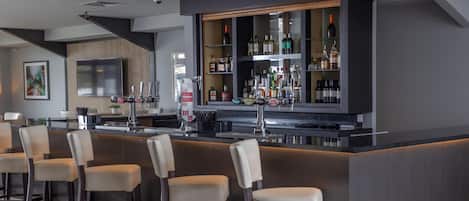 British cuisine, golf course views