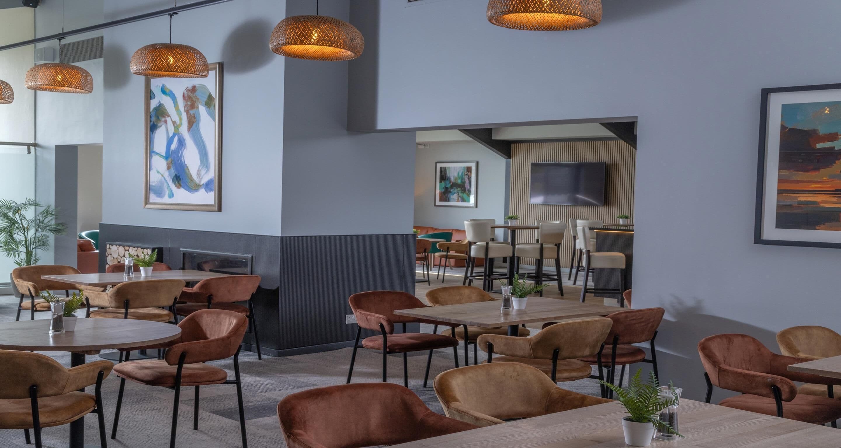 British cuisine, golf course views 