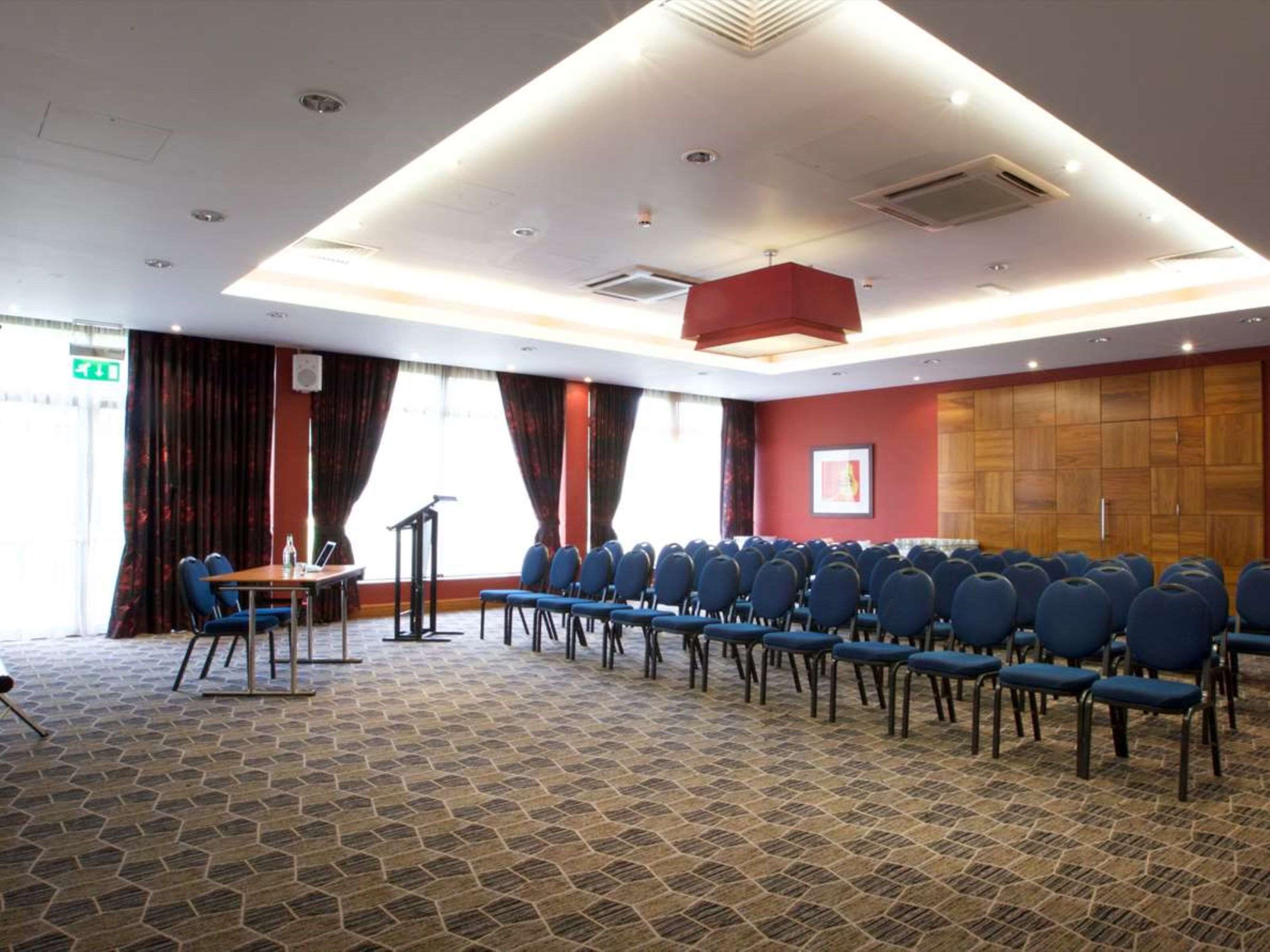 Photo - Cambridge Bar Hill Hotel, BW Signature Collection