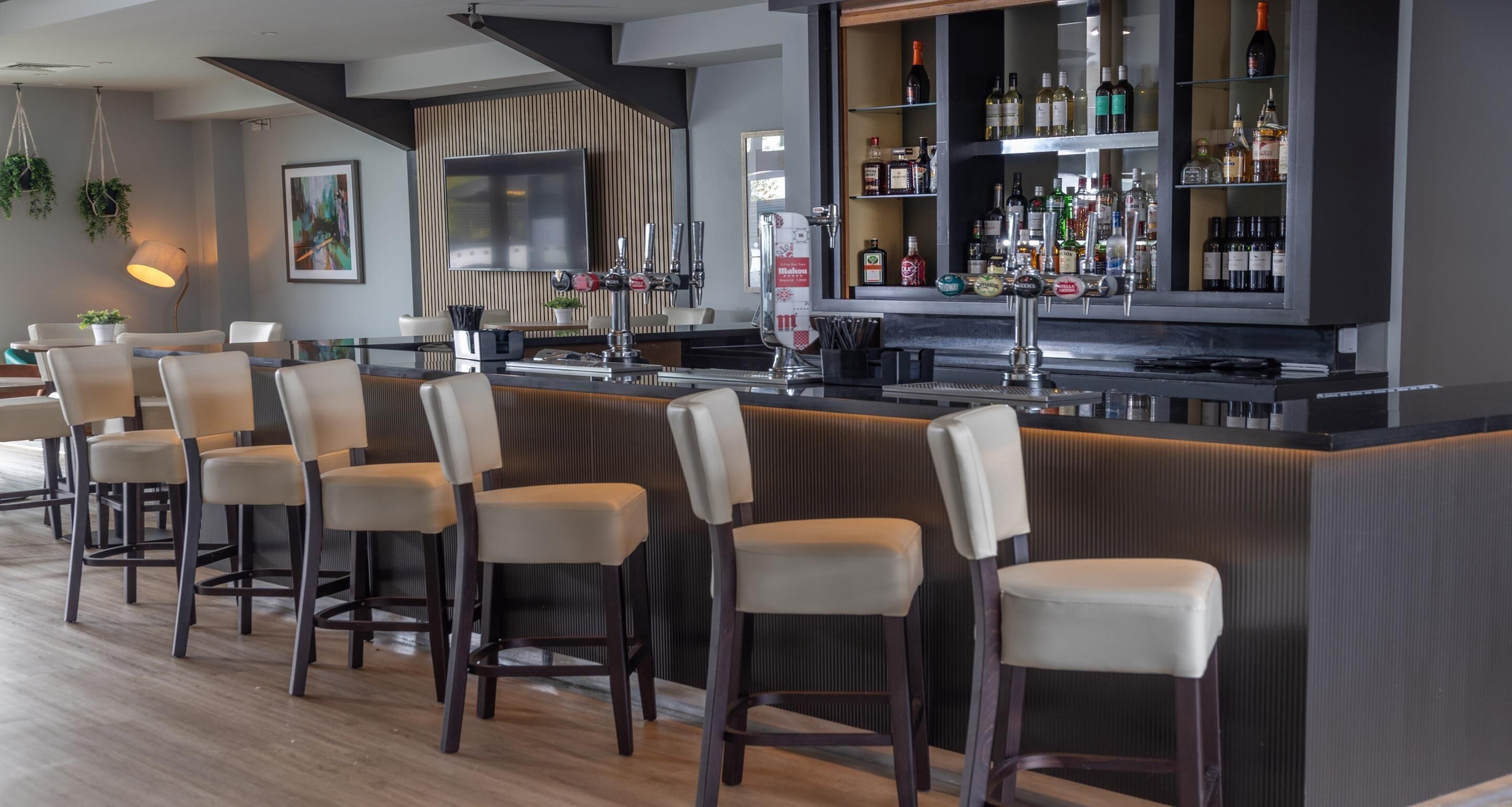 Photo - Cambridge Bar Hill Hotel, BW Signature Collection