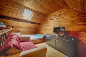 1 bedroom, iron/ironing board, travel cot, WiFi - T2, 48 M2 near the spa (Aix les Bains)