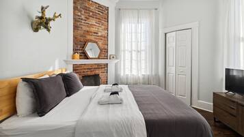 4 habitaciones, tabla de planchar con plancha y wifi gratis