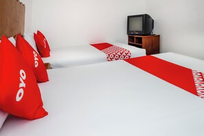Standardzimmer, 2 Doppelbetten | Kostenloses WLAN, Bettwäsche