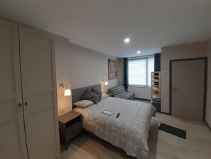 1 chambre, Wi-Fi gratuit, draps fournis