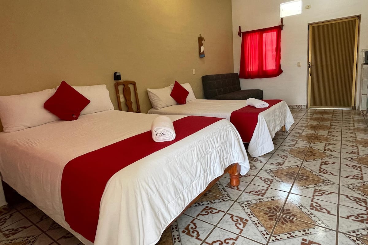 Bungalou, diversos llits | 1 dormitori, wifi gratuïta i roba de llit