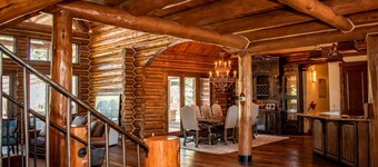 Majestic Colorado Log Home, Borders National Forest, Stunning