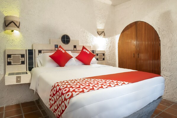 أغطية فراش متميزة ومكتب وتجهيزات عازلة للصوت وواي فاي مجانًا