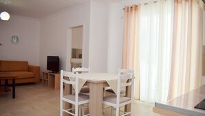 Room 107 | Living area | Flat-screen TV - Best summer apartment (Golem)