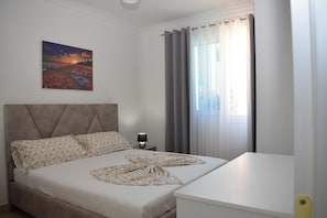 Room 102 - Best summer apartment (Golem)