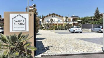 Enceinte de lâhĂ©bergement