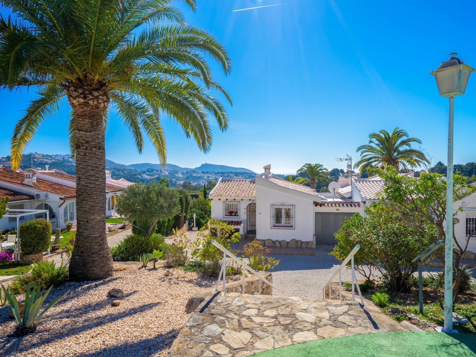 Sky, Plant, Building, Property, Window, Nature, Blue, Azure, Tree, Lighting
