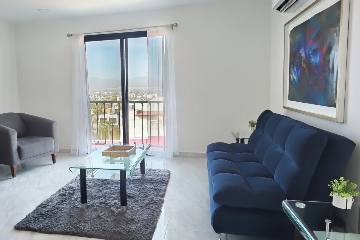 Deluxe One Bedroom Apartment with Balcony