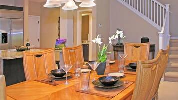 Condo, Multiple Beds, Mountain View (Nihilani 22C) | 3 bedrooms, premium bedding, in-room safe, iron/ironing board