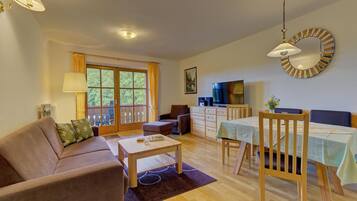 Fernseher, Stereoanlage