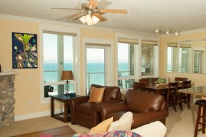 TV, peis og DVD-spiller