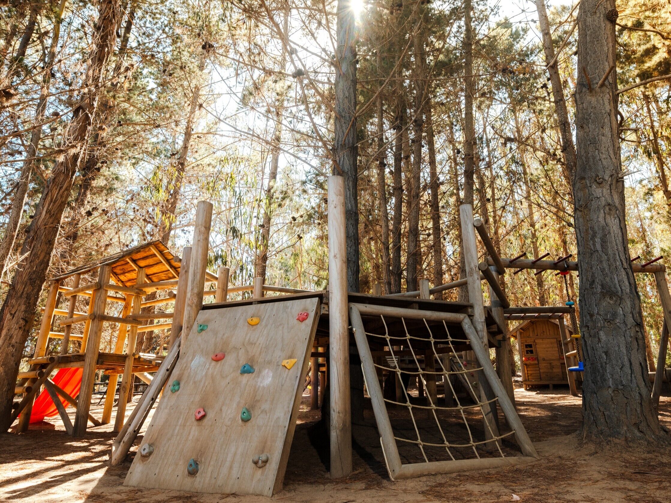 室外兒童遊樂區