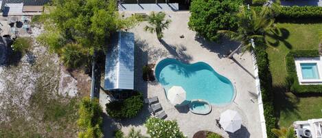 Piscine extérieure, piscine chauffée