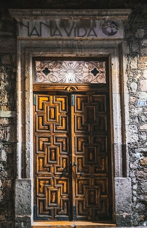 Front of property - NaNa Vida Hotel Morelia (Morelia)