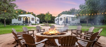 Secluded Poolside Getaway where Boutique Hotel Vibes meet Nature