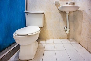 Standard Room, 1 Double Bed | Bathroom | Shower, towels, soap