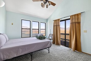 2 Schlafzimmer, Bügeleisen/Bügelbrett, kostenloses WLAN, Bettwäsche