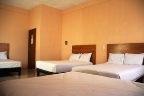 Standard Room (Four beds) | Iron/ironing board, free WiFi, bed sheets - OYO Hotel Trigos De Oro,San Luis Teolocholco Park (Teolocholco)