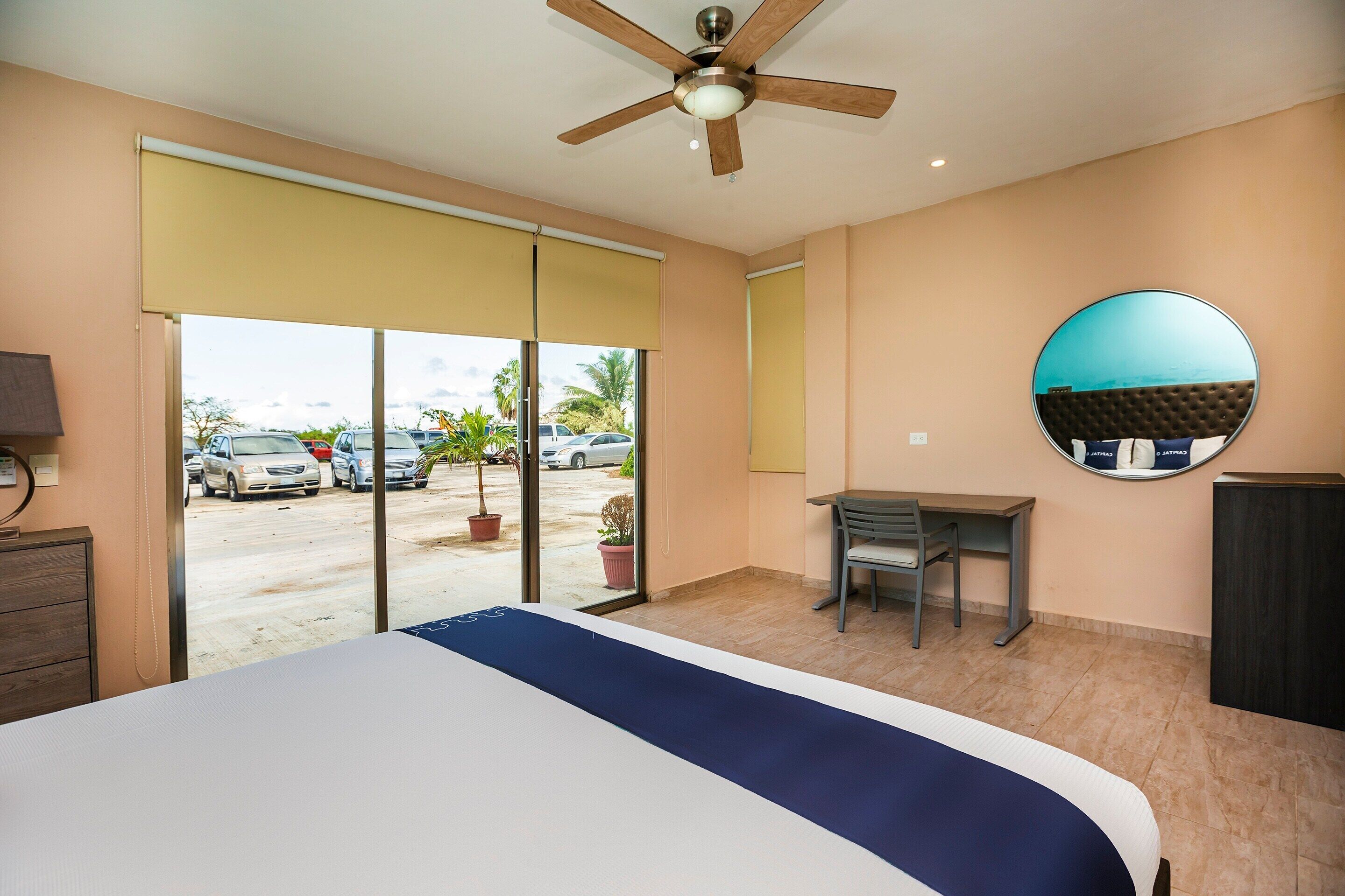 1 bedroom, bed sheets