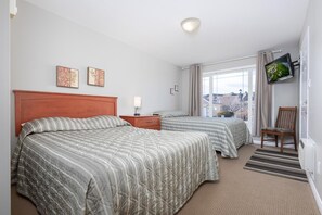 2 slaapkamers, een strijkplank/strijkijzer, wifi, beddengoed