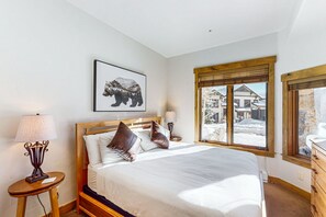 2 Schlafzimmer, Bügeleisen/Bügelbrett, Internetzugang, Bettwäsche