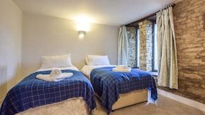 5 bedrooms, iron/ironing board, travel cot, free WiFi