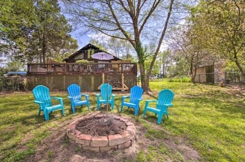 Welcome to Your Retreat by the Lake!