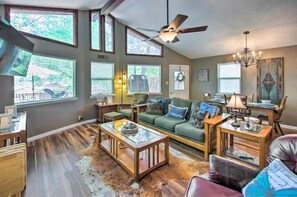 Smart-TV, Videospiele, Bücher, Musikbibliothek