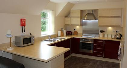 Pine View, Invergarry Beautifully presented property opposite the river