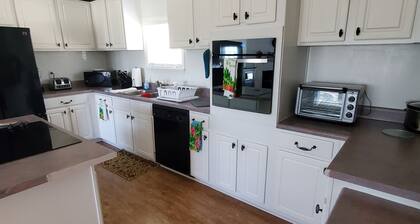 Quiet country living only minutes from town & golf.