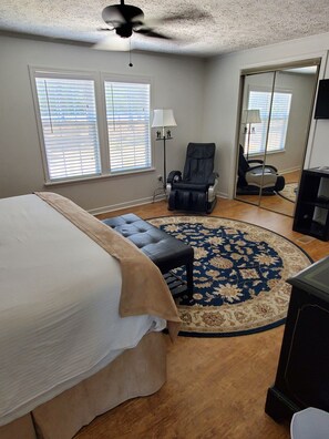 4 makuuhuonetta, Wi-Fi, vuodevaatteet