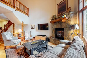 TV, fireplace, DVD player