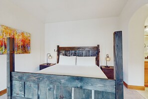 5 Schlafzimmer, Bügeleisen/Bügelbrett, Internetzugang, Bettwäsche