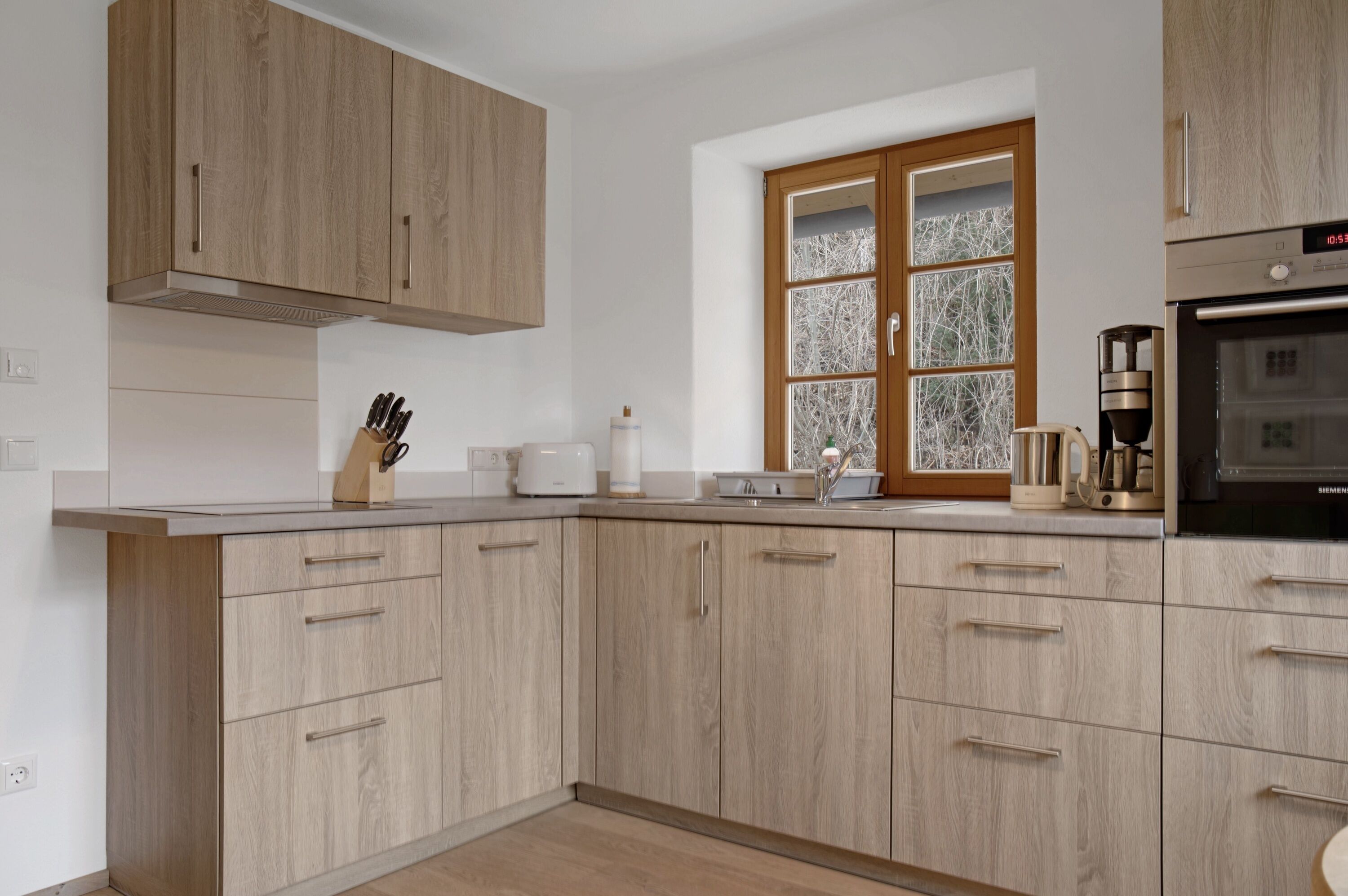 Kühlschrank, Ofen, Herdplatte, Geschirrspüler