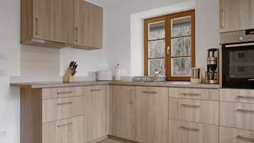 Kühlschrank, Ofen, Herdplatte, Geschirrspüler