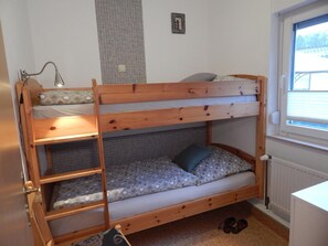 3 bedrooms, WiFi
