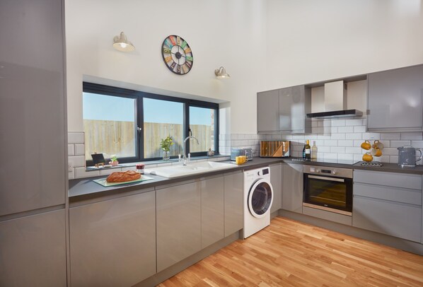 Fridge, microwave, oven, dishwasher