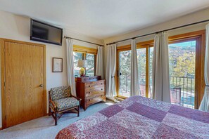 4 Schlafzimmer, Bügeleisen/Bügelbrett, WLAN, Bettwäsche