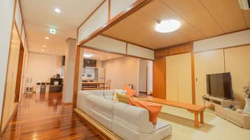 Family Apartment | Living area | Flat-screen TV